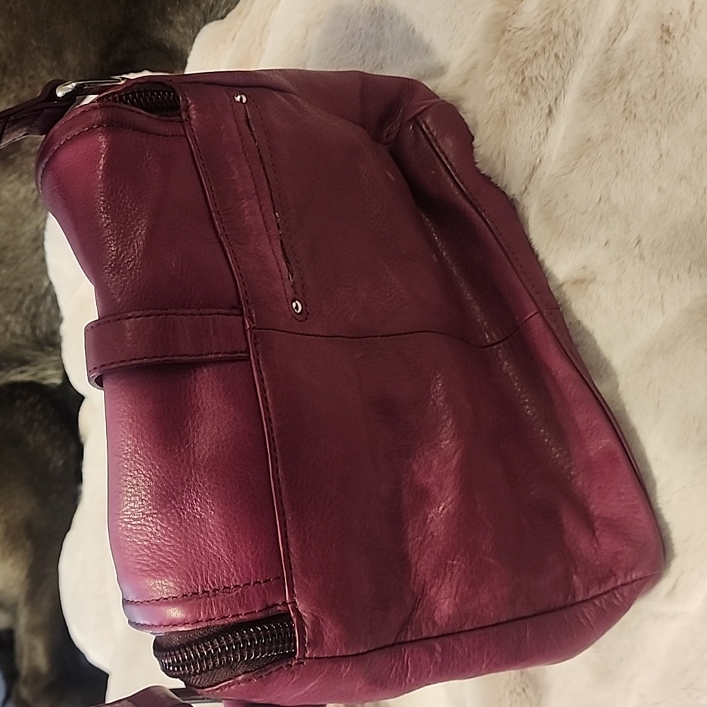 B. Makowsky Shoulder bag - Picture 4 of 8